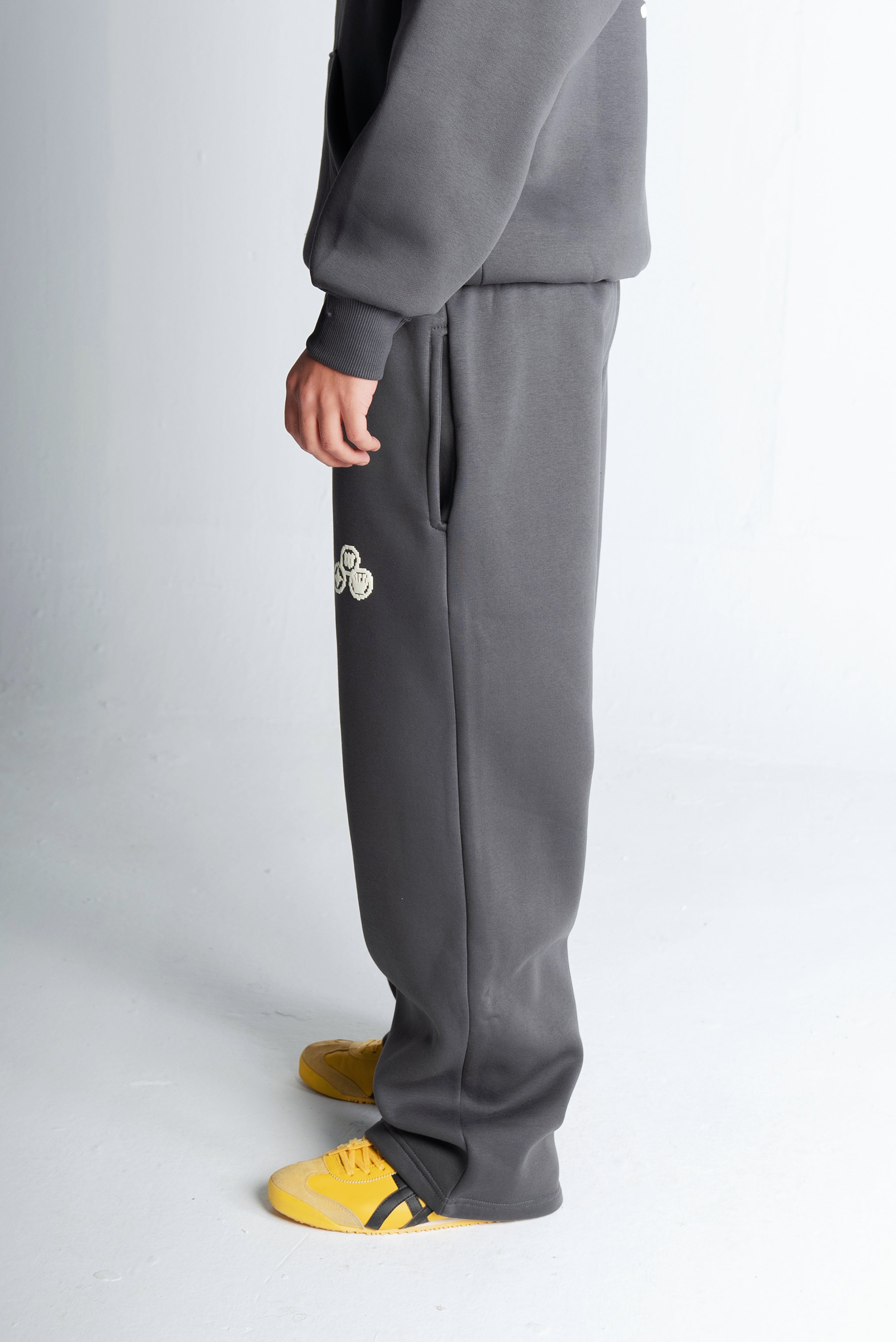 WOKE Pants "Grey"