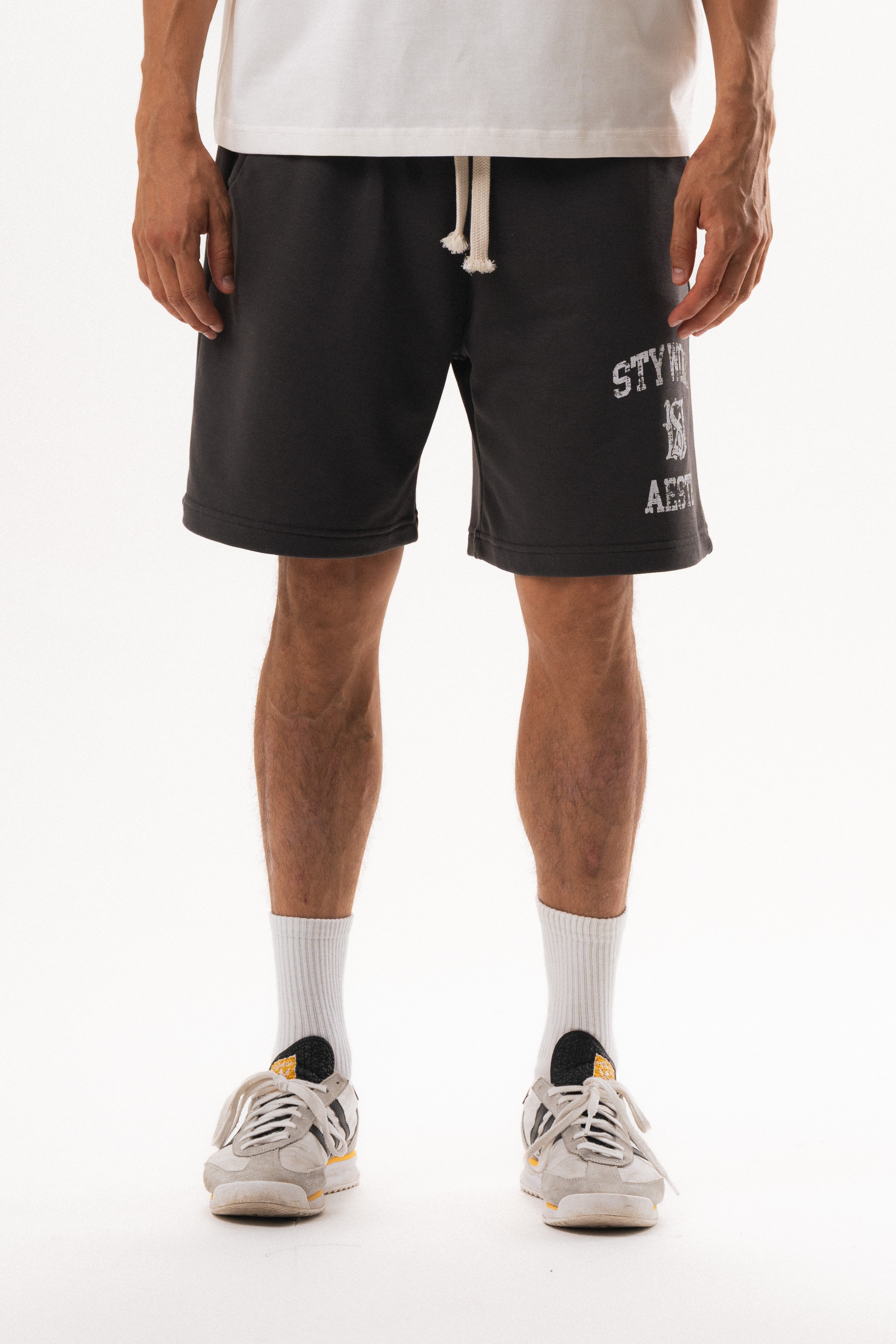 AESTH SHORTS